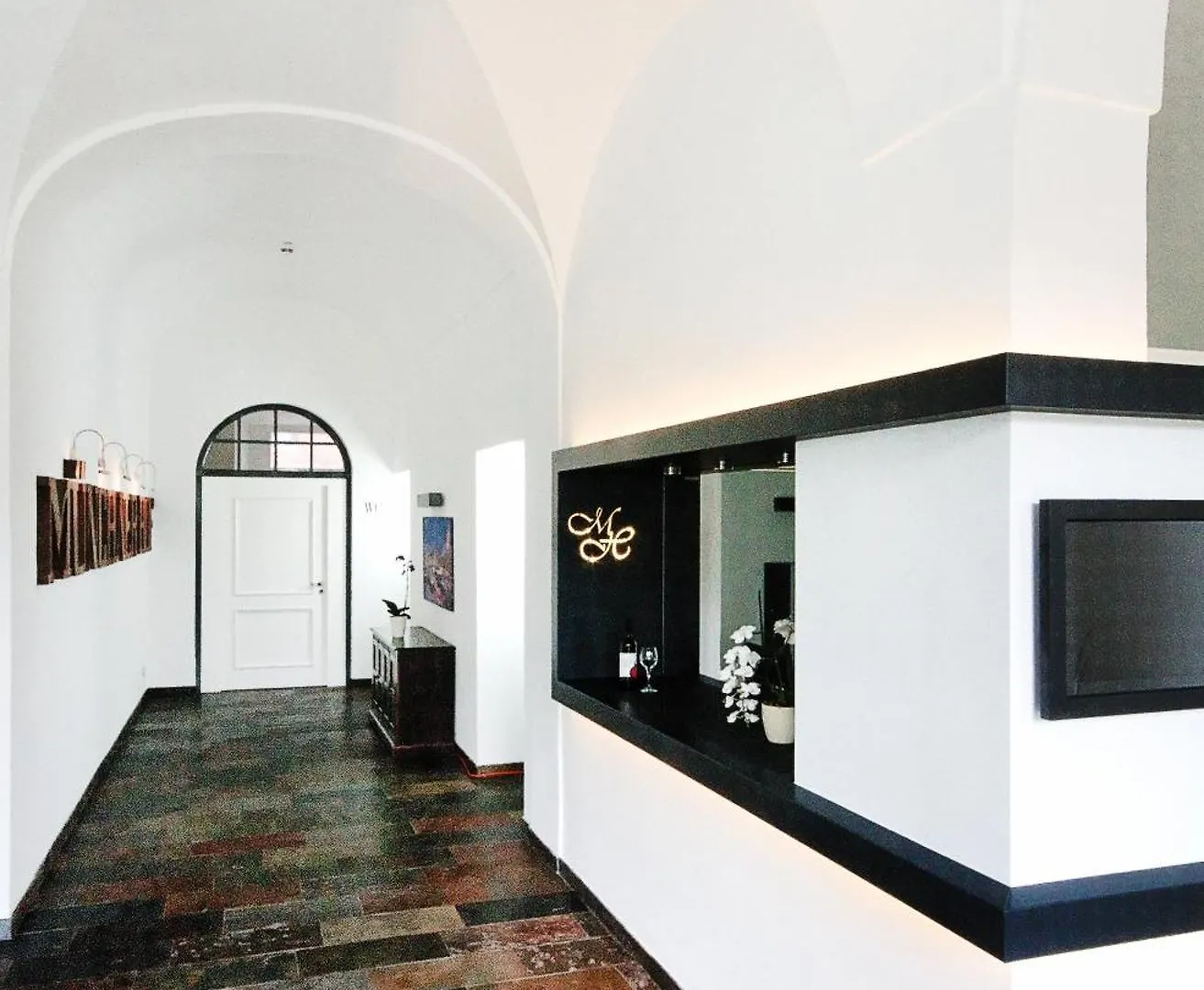 Hotel Münchner Hof Altötting 3*,